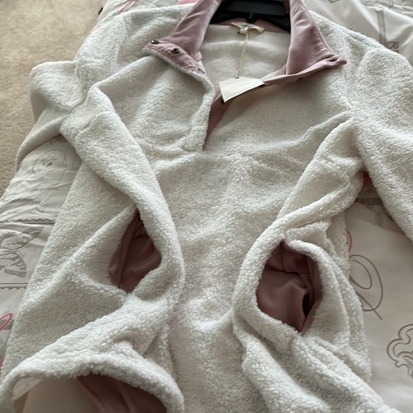 Entro fleece top - Picture 13 of 13